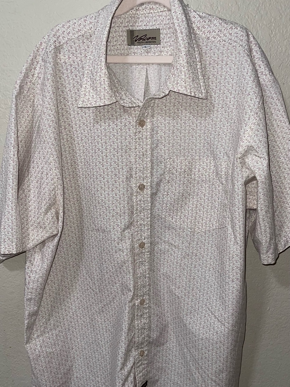 Volcom White Short Sleeve Button-Up Shirt with Micro Print